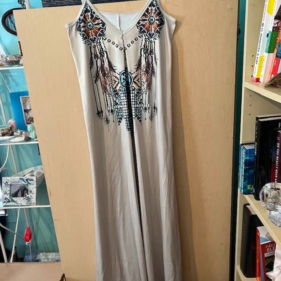 Full length Slim dress with Pretty Decor Size S Small - Picture 2 of 7